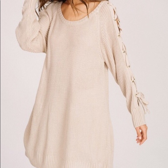 NWT Knit Crochet Taupe Pullover Long Sweater - Picture 1 of 3